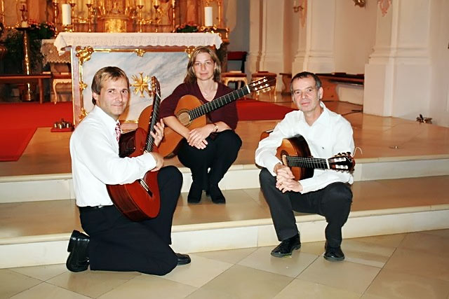 Trio Navascues